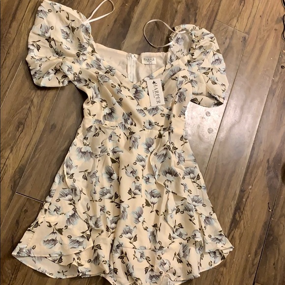 Dress again - Picture 4 of 4